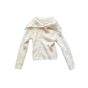 Fluffy Ivory Turtleneck Sweater: 90s, Y2K, Modern